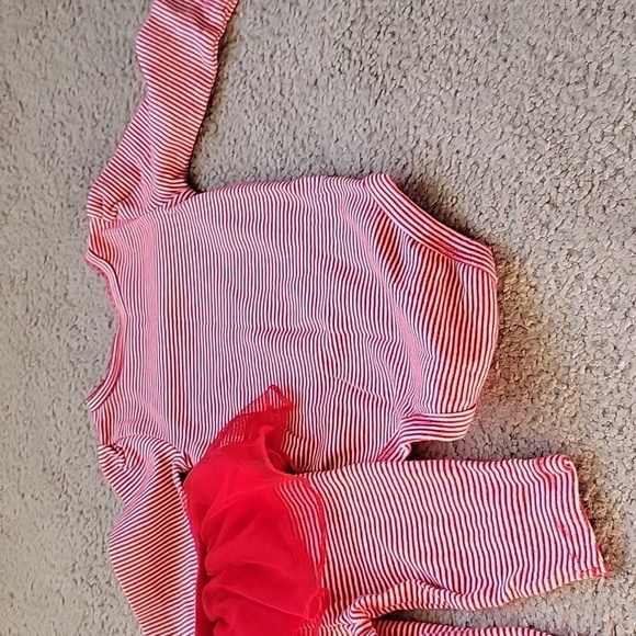 Carter's Baby Girl's Outfit - Picture 8 of 8